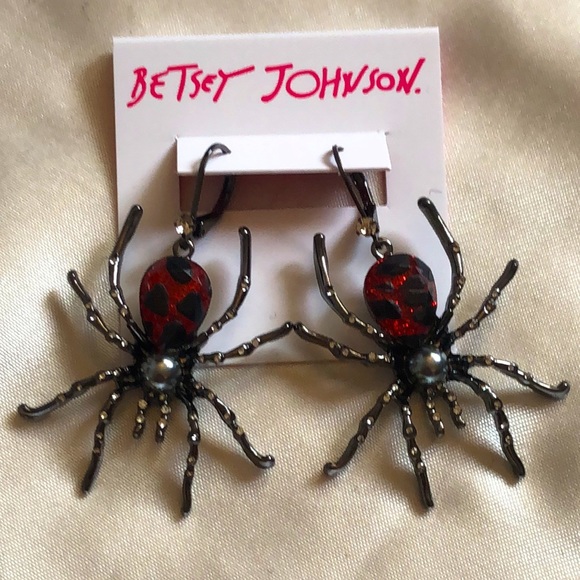 Betsey Johnson Hematite Tone Glampire Spider Drop Earrings Crystal Accents NWT - Picture 4 of 11